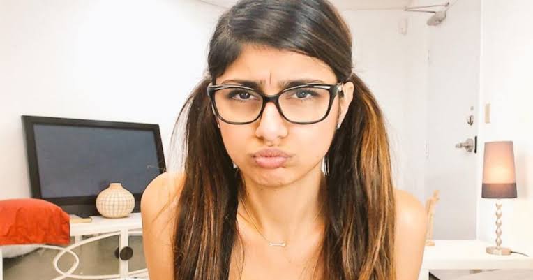 Tuve a Mia Khalifa en mi cama [Virgohistoria]